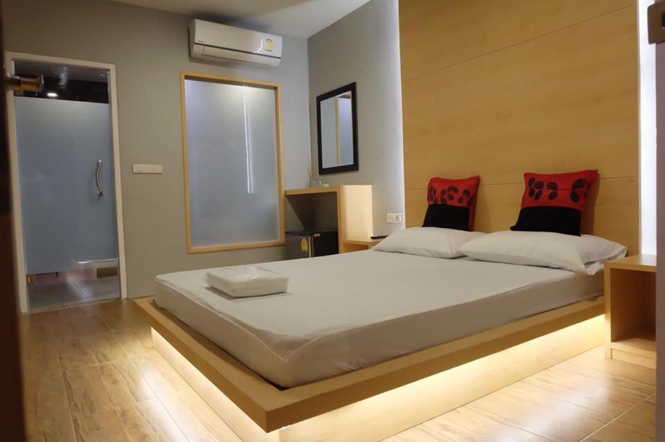 Love Box Resort Bangkok Eksteriør billede